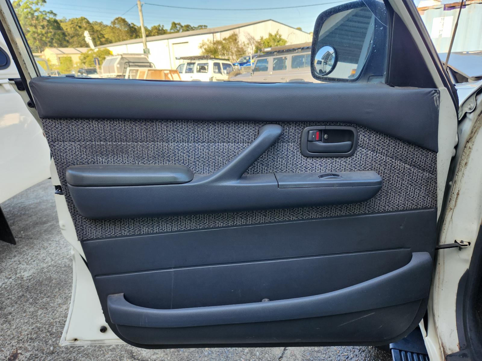 Toyota Landcruiser 1992 4 Door Station Wagon View Toyota Landcruiser 1992 4 Door Station Wagon