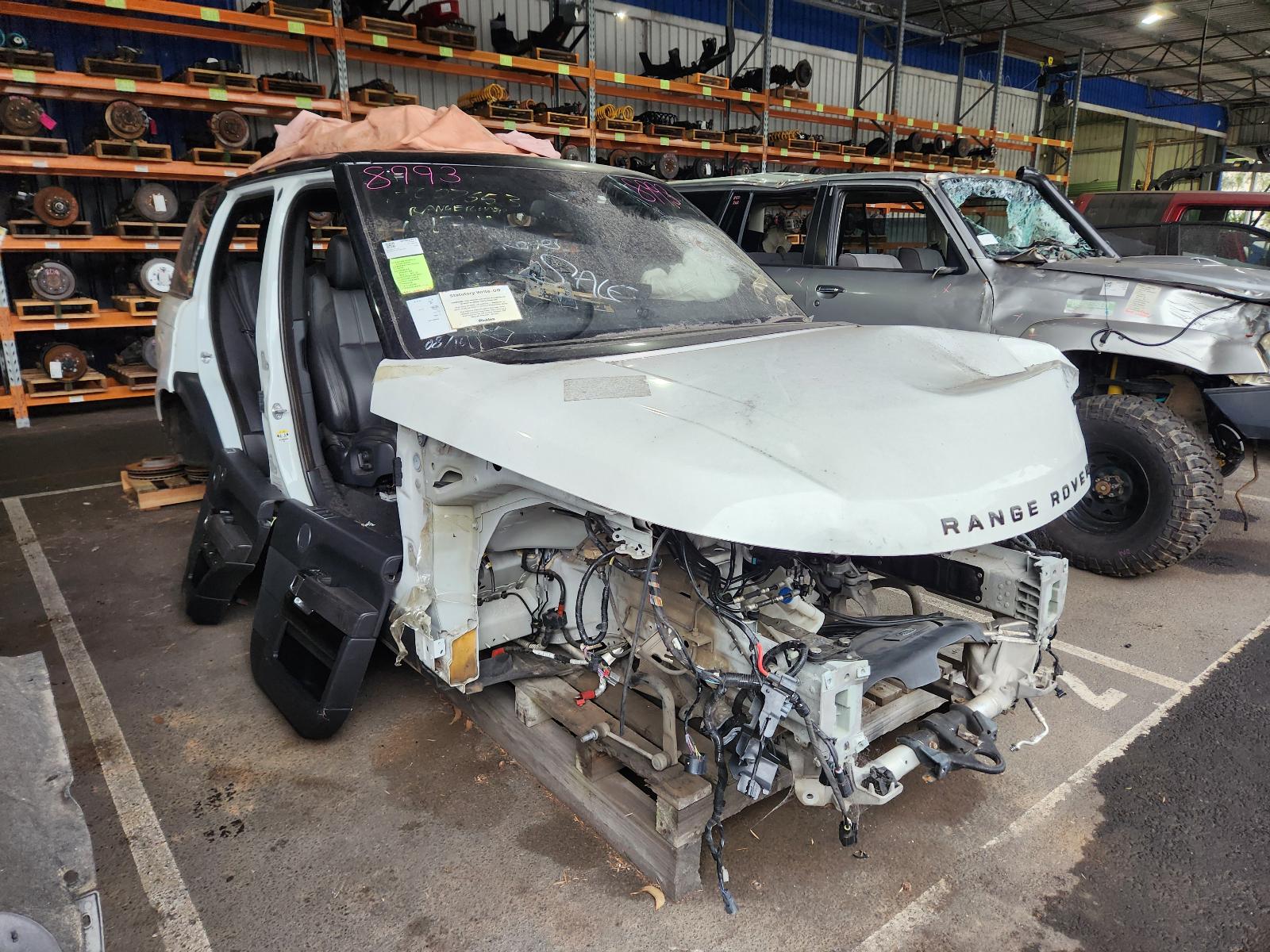 View Land Rover Rangerover 2016 4 Door Station Wagon