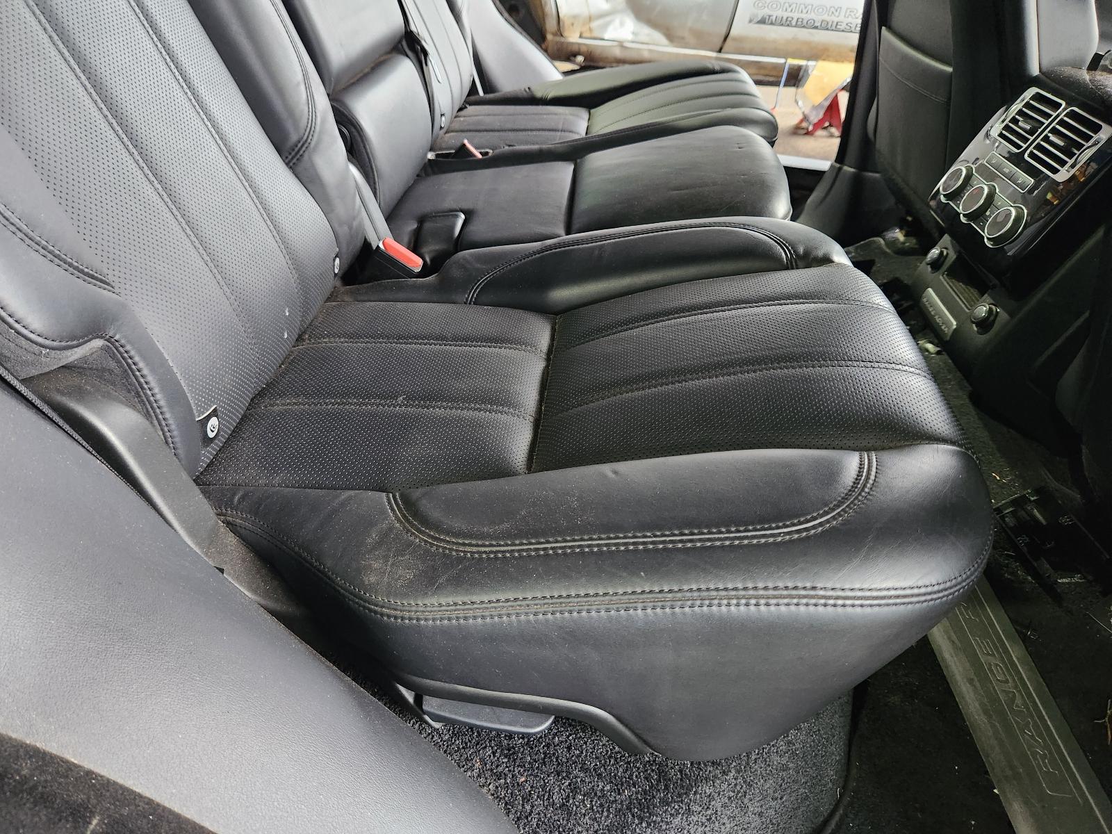 View Land Rover Rangerover 2016 4 Door Station Wagon