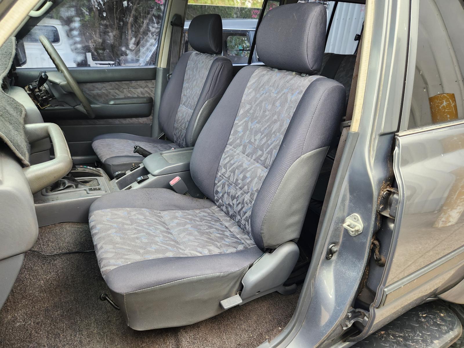 View Toyota Landcruiser 1995 4 Door Station Wagon