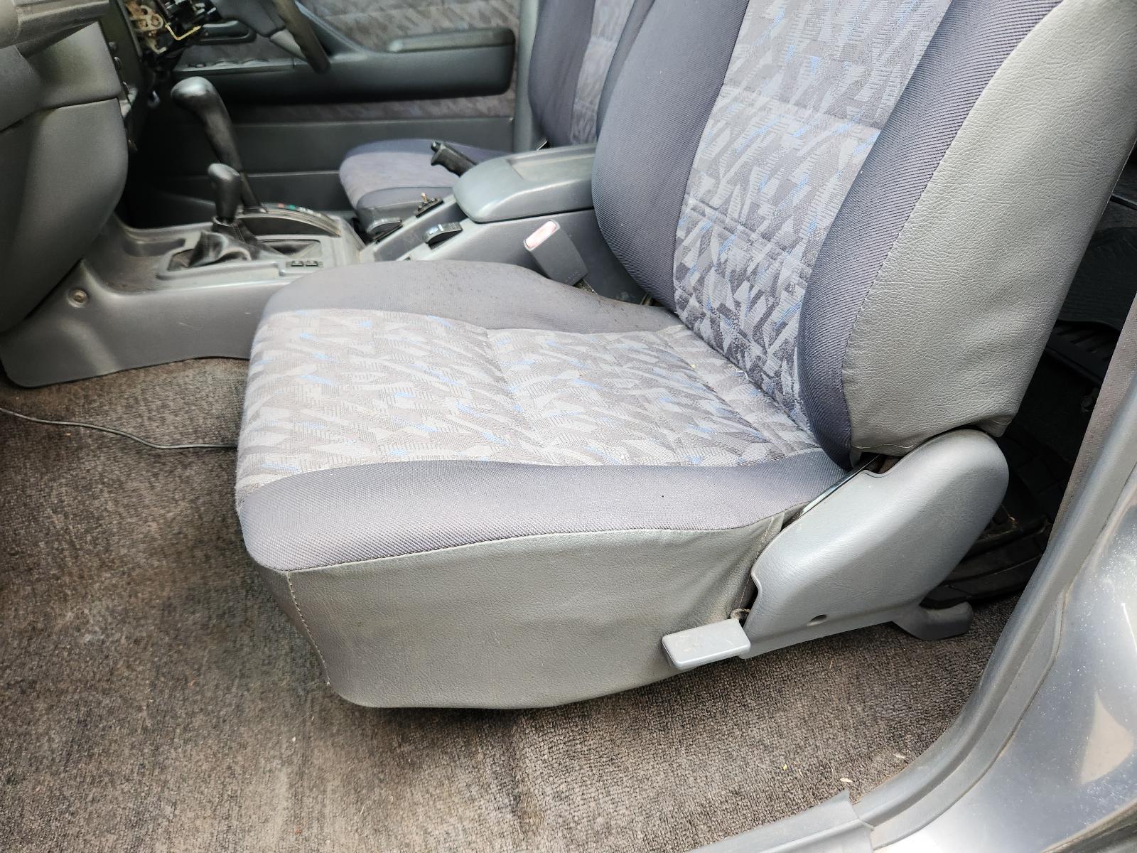 View Toyota Landcruiser 1995 4 Door Station Wagon