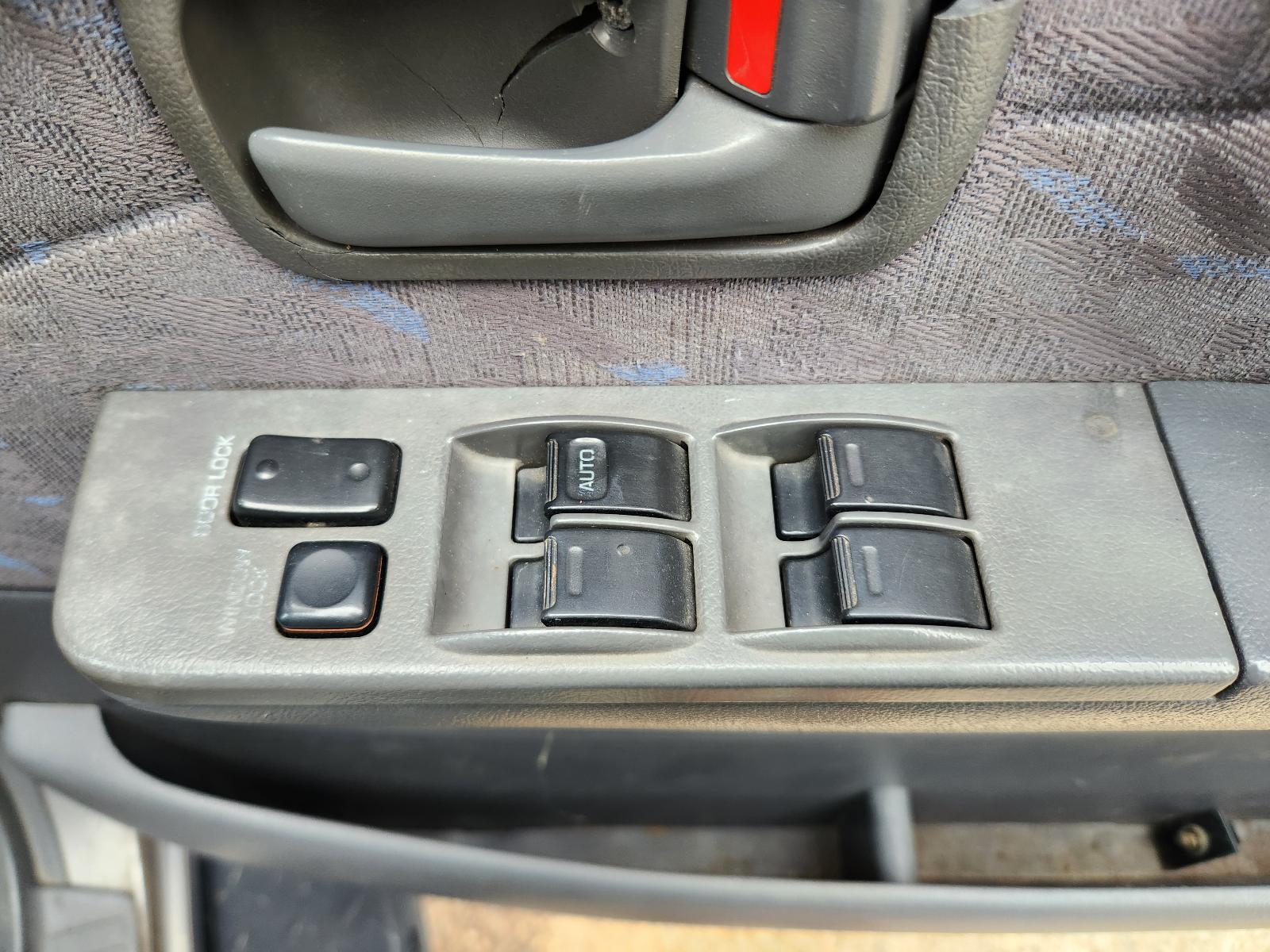 View Toyota Landcruiser 1995 4 Door Station Wagon