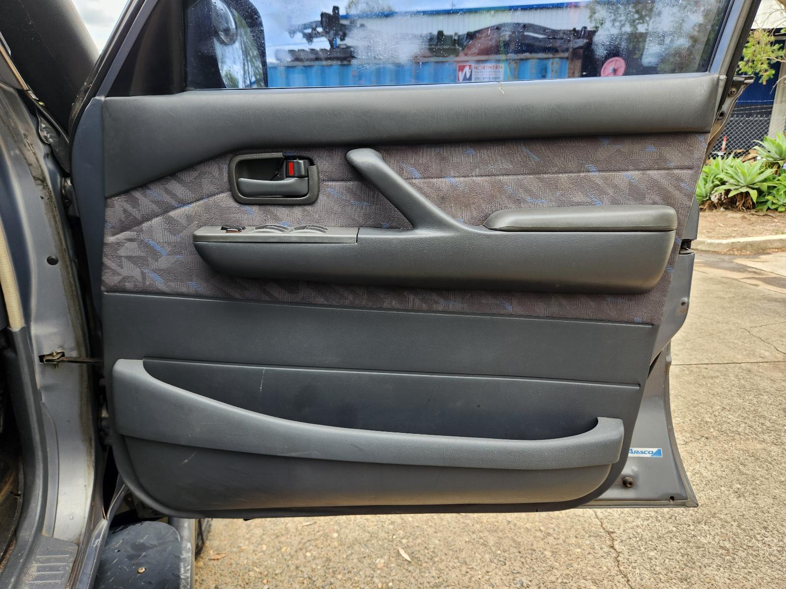 View Toyota Landcruiser 1995 4 Door Station Wagon