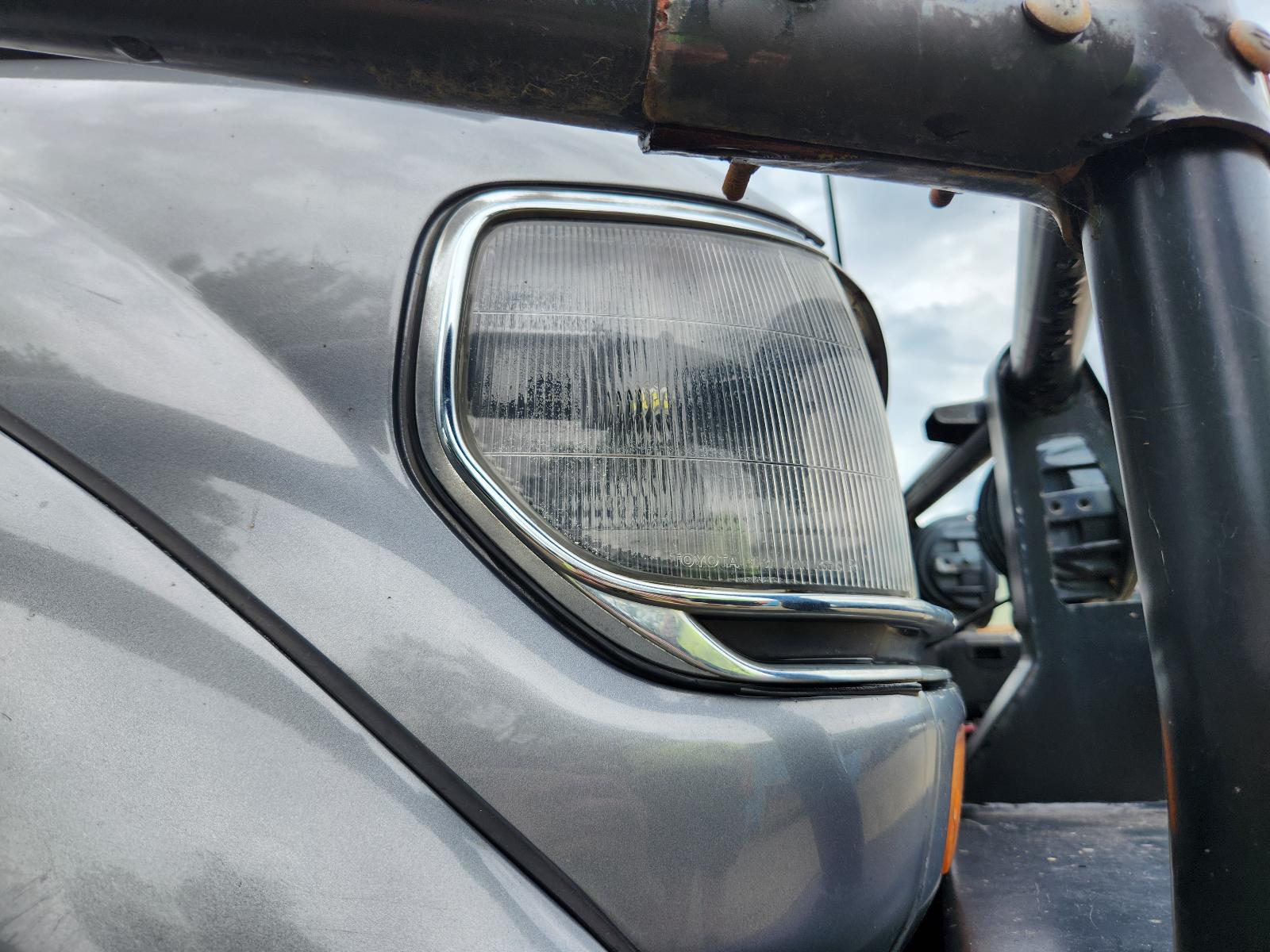 View Toyota Landcruiser 1995 4 Door Station Wagon