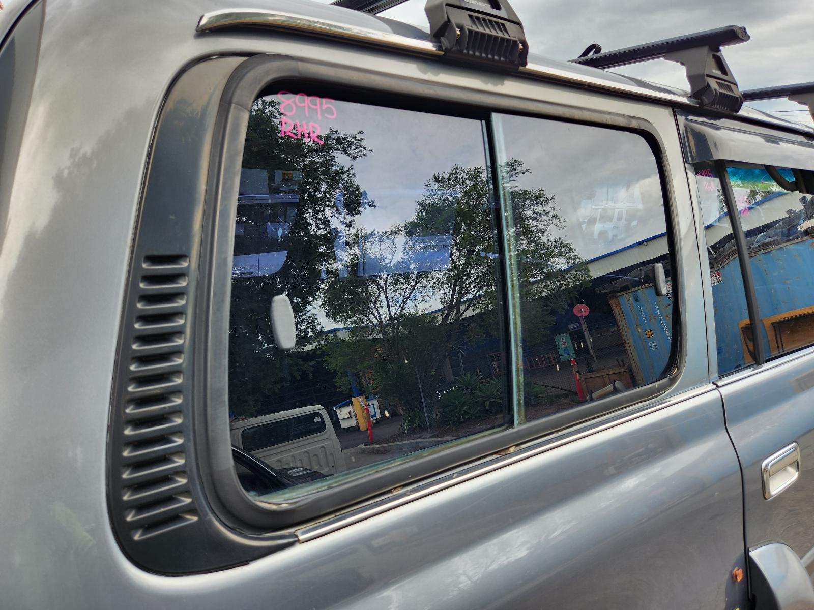 View Toyota Landcruiser 1995 4 Door Station Wagon