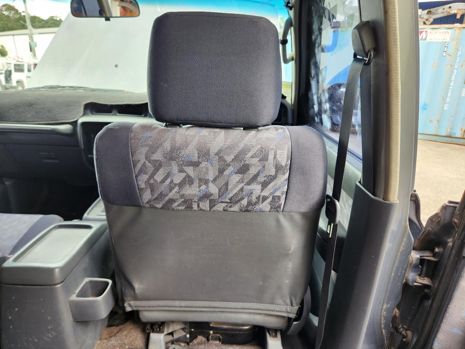 View Toyota Landcruiser 1995 4 Door Station Wagon