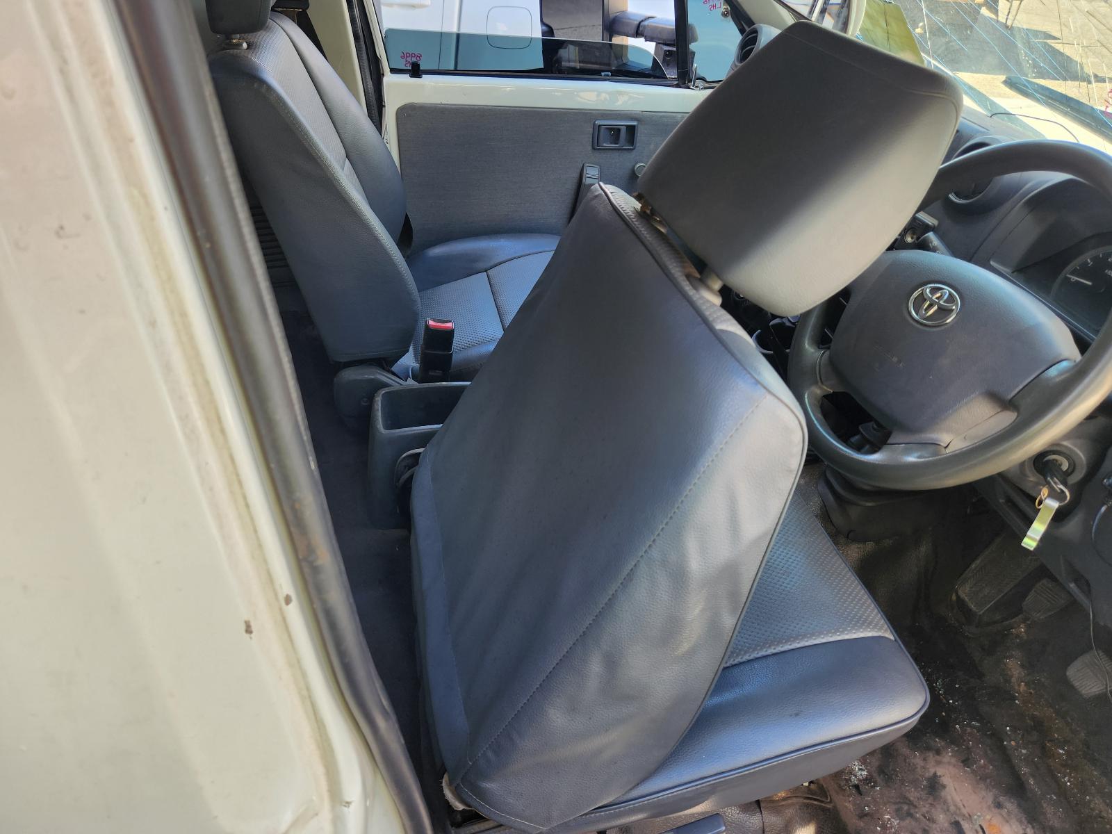 Toyota Landcruiser 2015 2 Door Pickup View Toyota Landcruiser 2015 2 Door Pickup