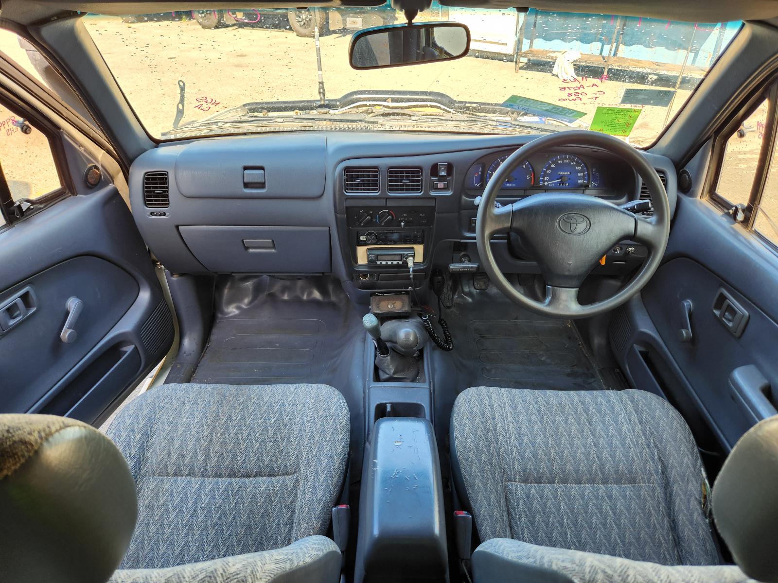 Toyota Hilux 2004 4 Door Utility View Toyota Hilux 2004 4 Door Utility