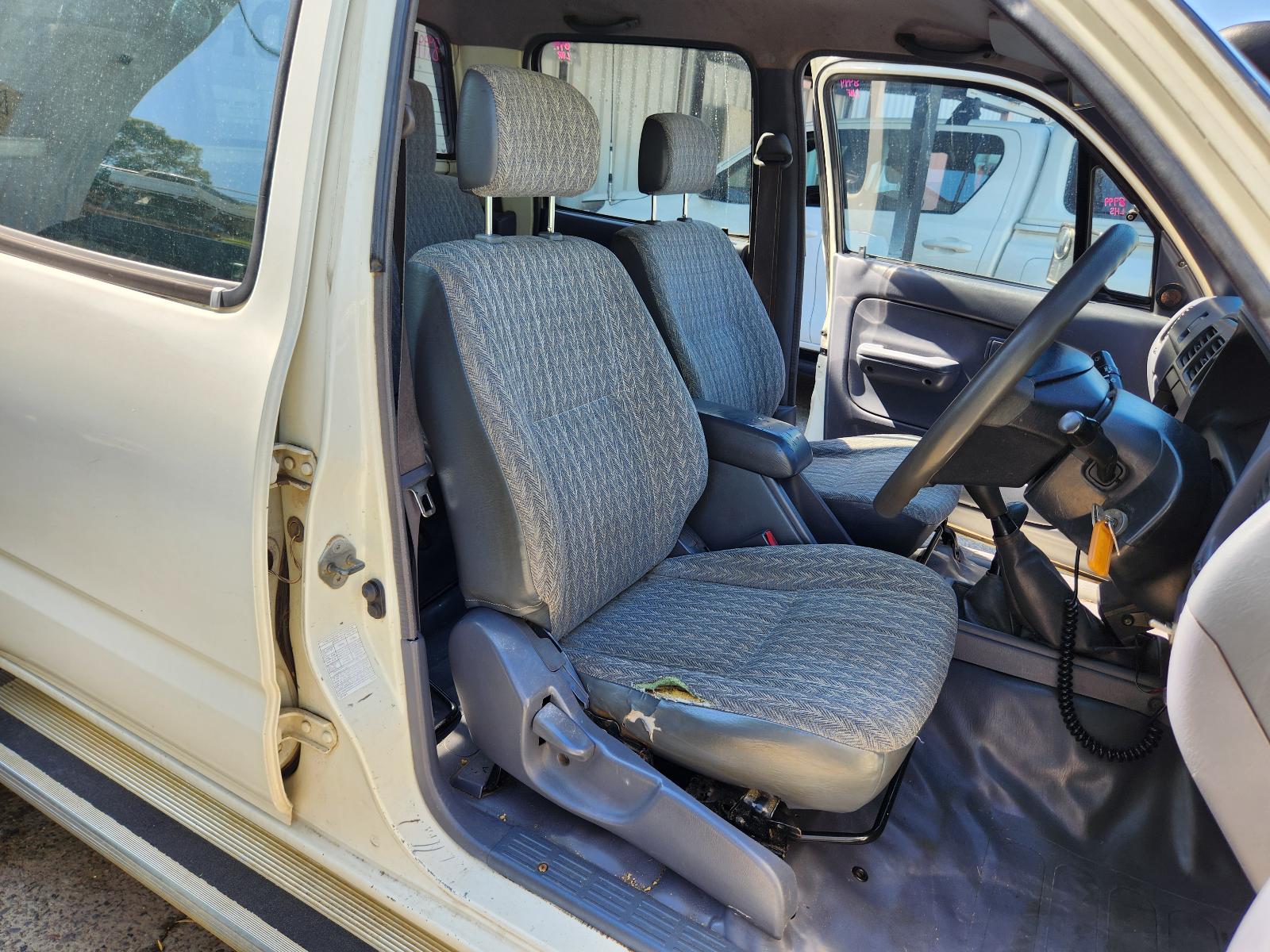 Toyota Hilux 2004 4 Door Utility View Toyota Hilux 2004 4 Door Utility