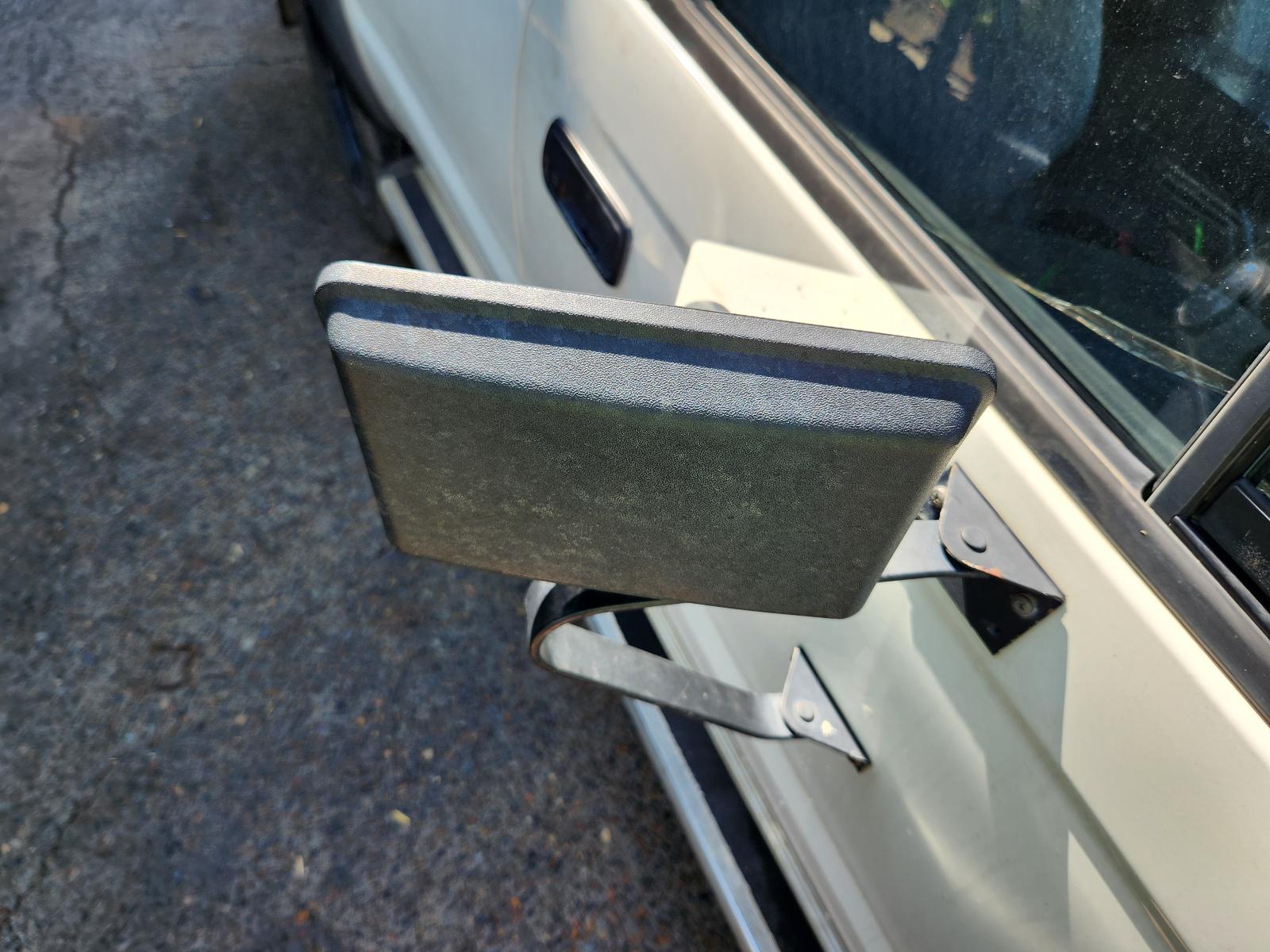 Toyota Hilux 2004 4 Door Utility View Toyota Hilux 2004 4 Door Utility