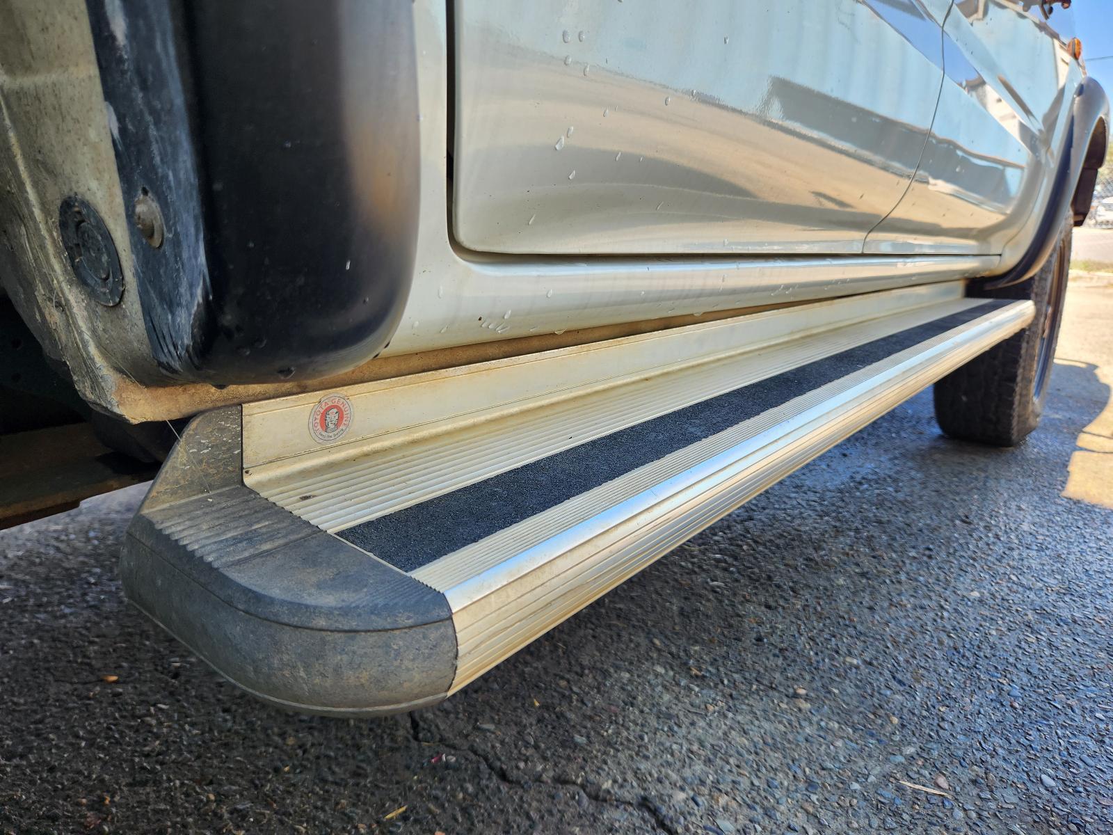 Toyota Hilux 2004 4 Door Utility View Toyota Hilux 2004 4 Door Utility