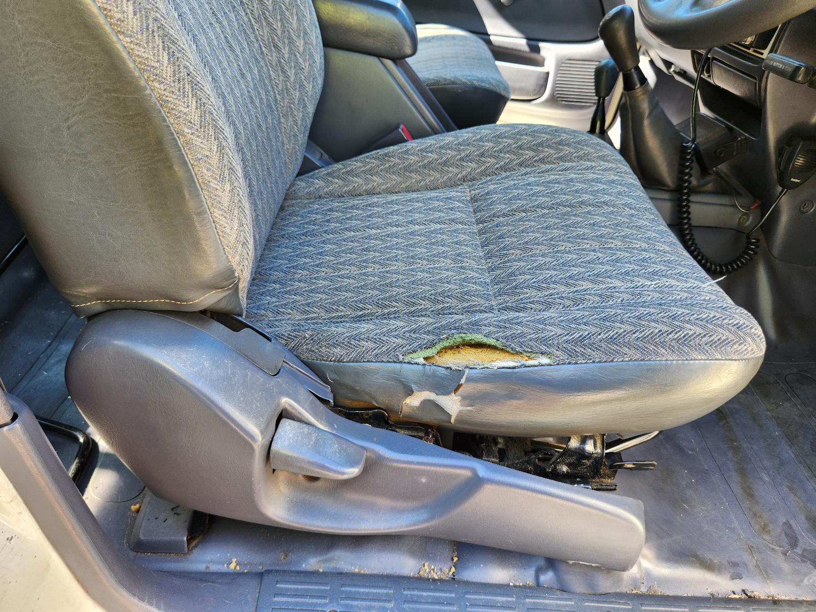 Toyota Hilux 2004 4 Door Utility View Toyota Hilux 2004 4 Door Utility