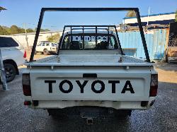 View Toyota Hilux 2004 4 Door Utility