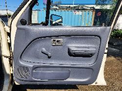 View Toyota Hilux 2004 4 Door Utility