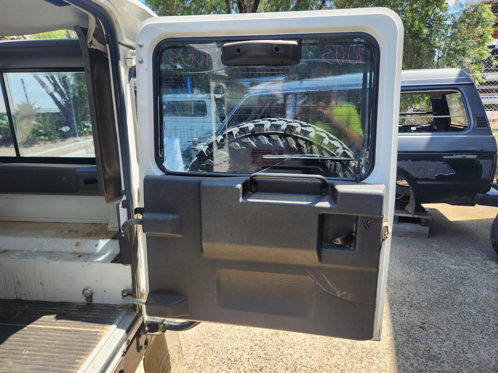 Land Rover Defender 2012 2 Door Station Wagon View Land Rover Defender 2012 2 Door Station Wagon