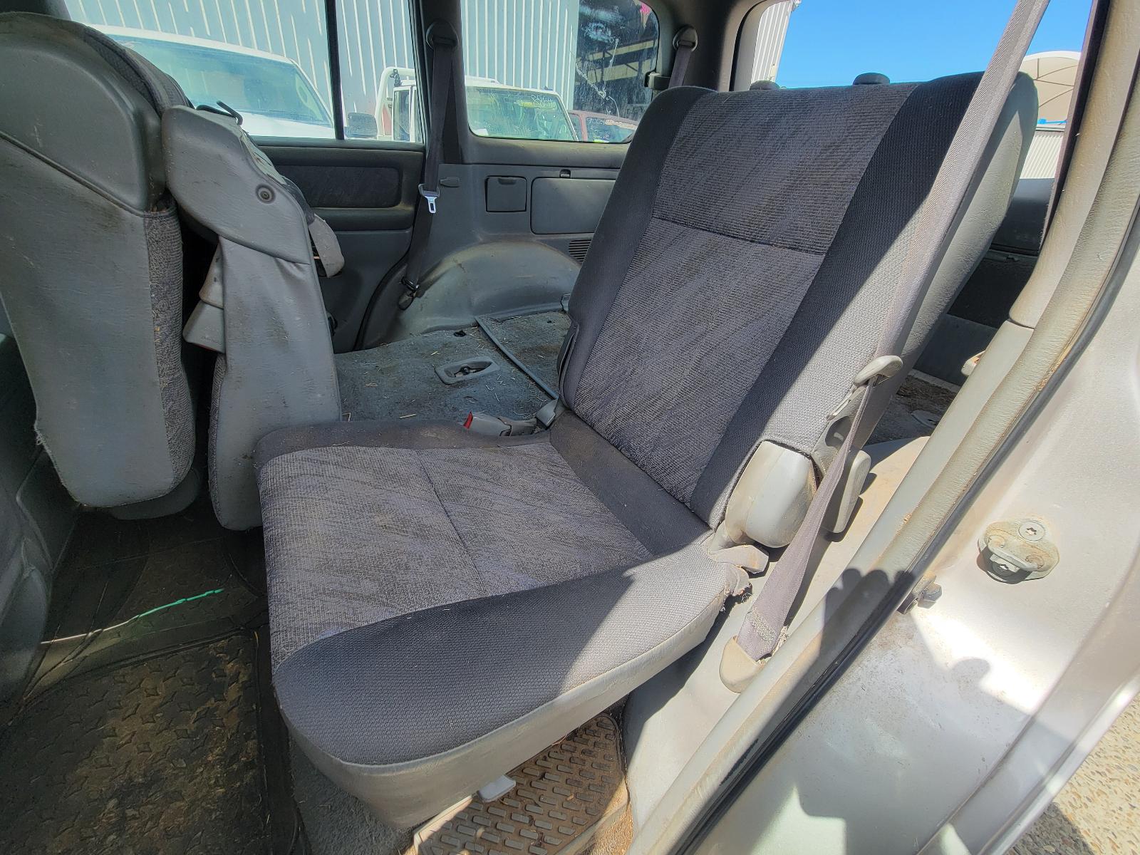 View Toyota Landcruiser 2002 4 Door Station Wagon