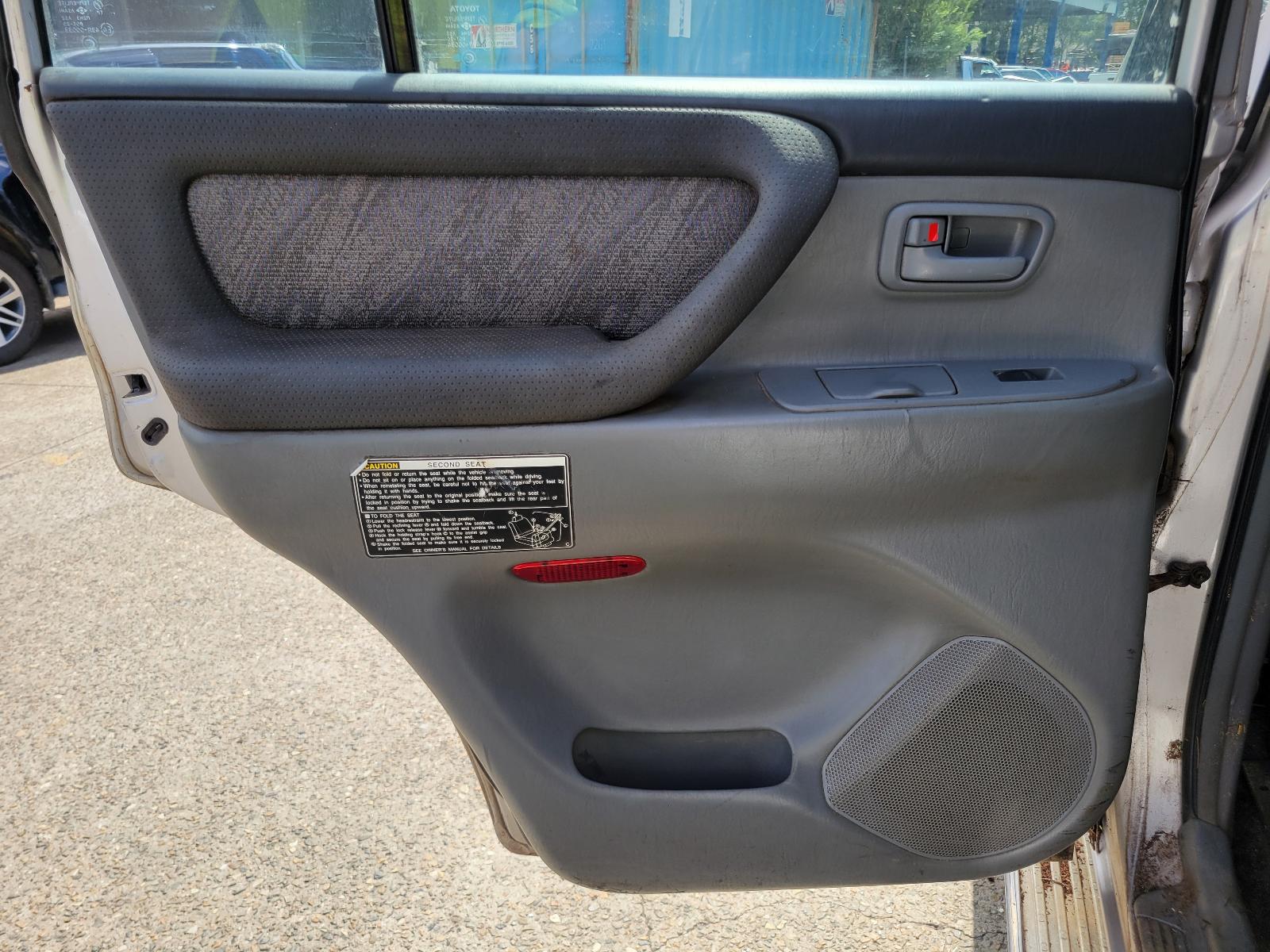 View Toyota Landcruiser 2002 4 Door Station Wagon