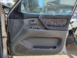 View Toyota Landcruiser 2002 4 Door Station Wagon