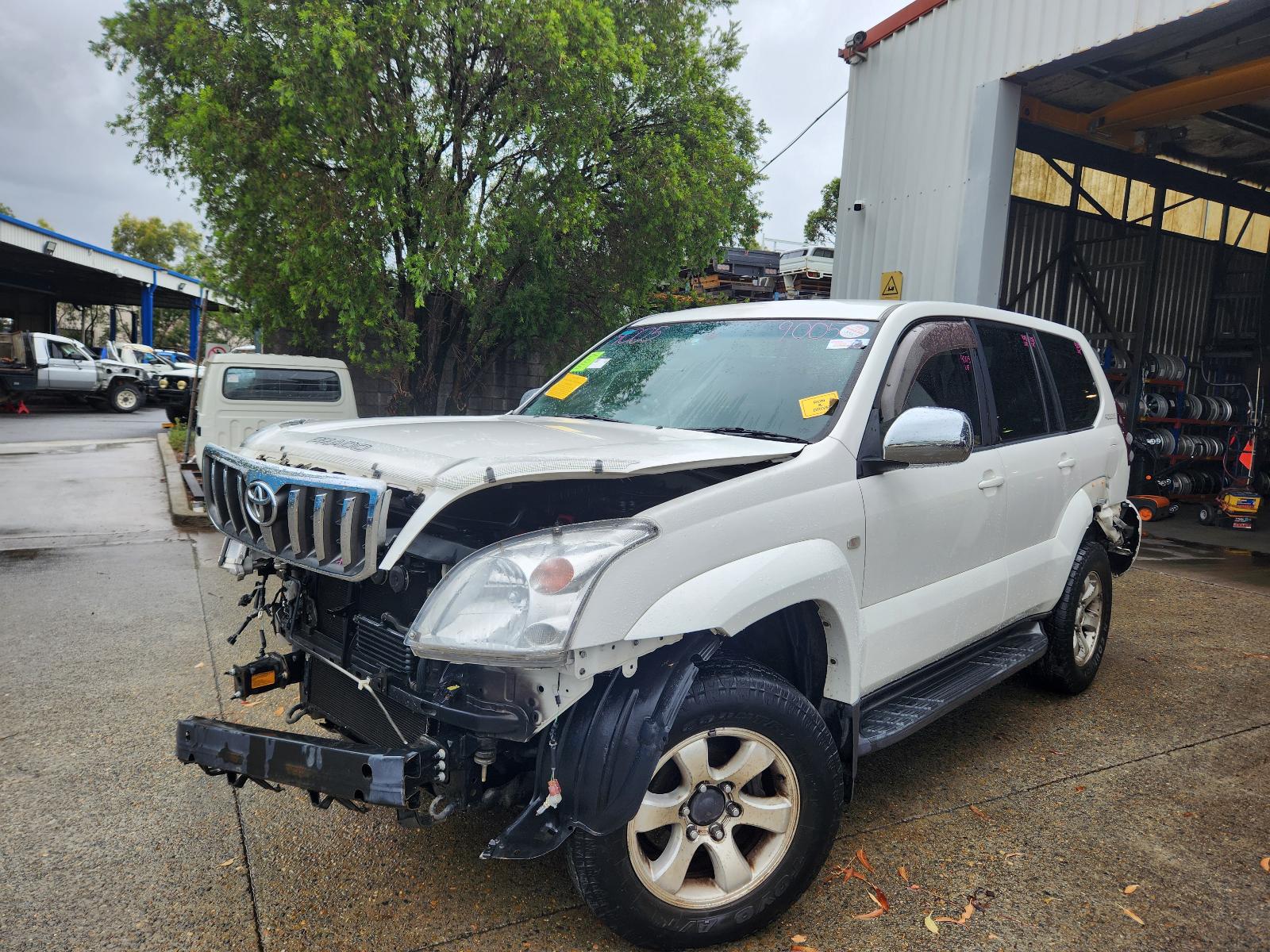 Image for a Toyota Prado 2006 4 Door Station Wagon