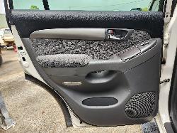 View Toyota Prado 2006 4 Door Station Wagon