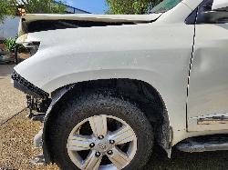 View Toyota Landcruiser 2015 4 Door Station Wagon