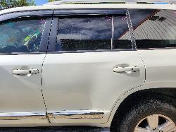 View Toyota Landcruiser 2015 4 Door Station Wagon