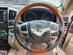 View Toyota Landcruiser 2015 4 Door Station Wagon