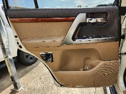 View Toyota Landcruiser 2015 4 Door Station Wagon