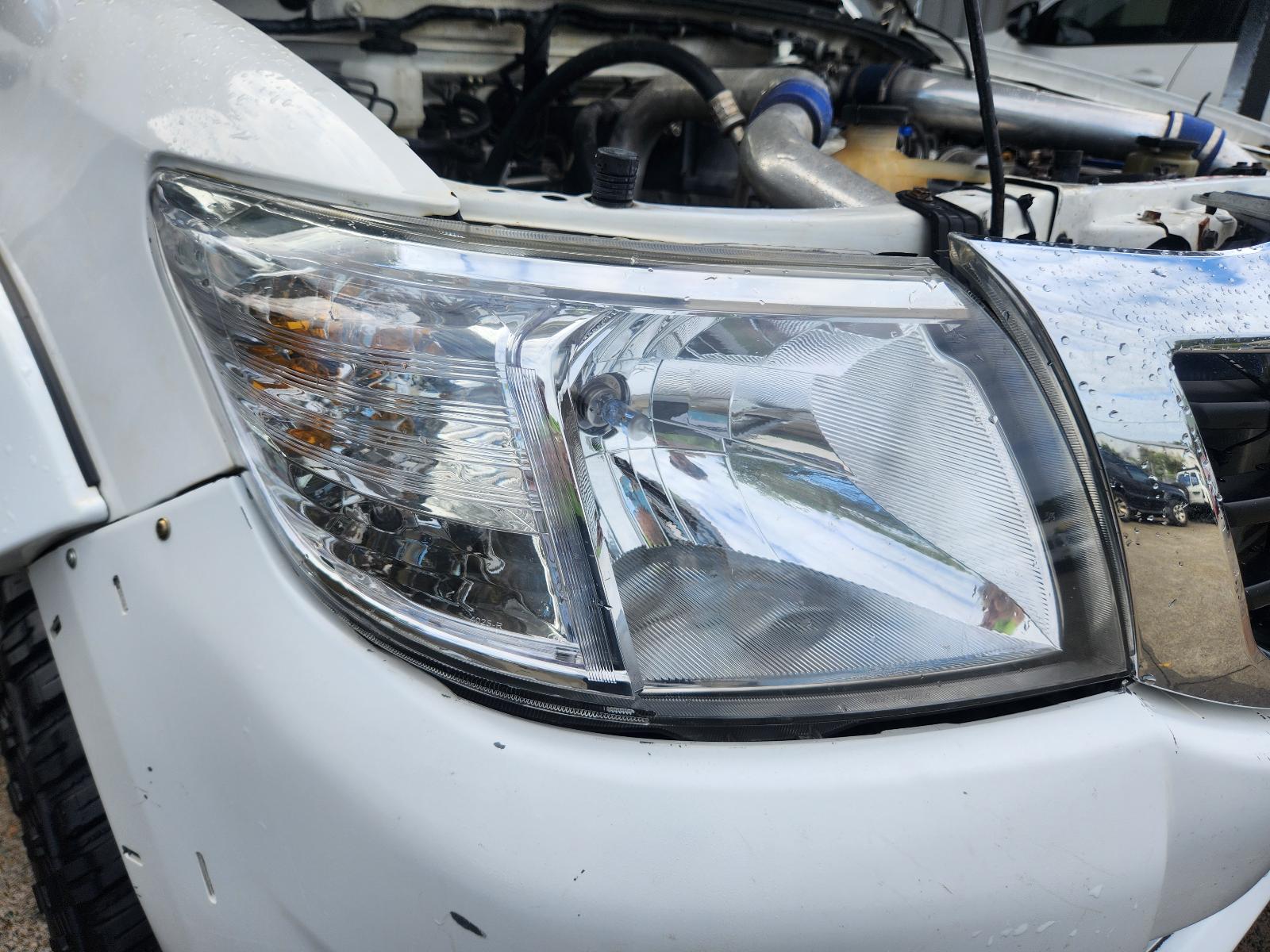 Toyota Hilux 2015 4 Door Utility View Toyota Hilux 2015 4 Door Utility