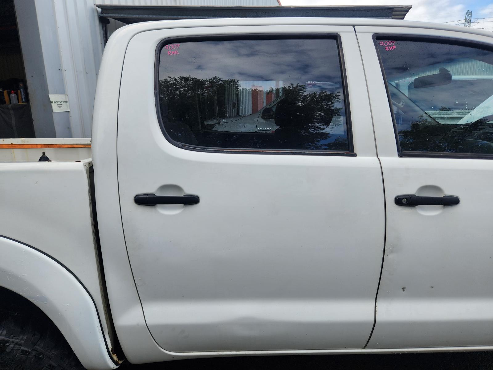 Toyota Hilux 2015 4 Door Utility View Toyota Hilux 2015 4 Door Utility