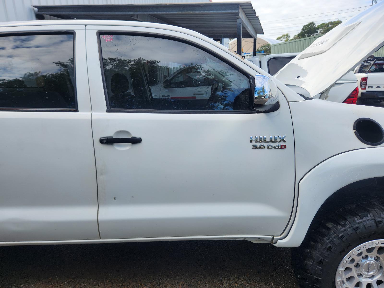 Toyota Hilux 2015 4 Door Utility View Toyota Hilux 2015 4 Door Utility