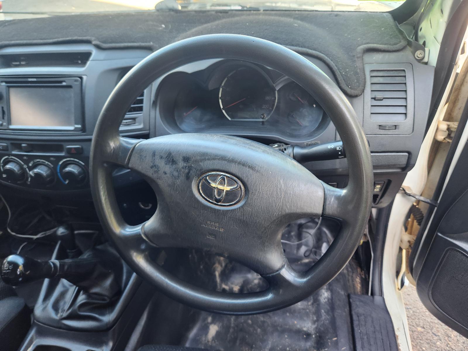 Toyota Hilux 2015 4 Door Utility View Toyota Hilux 2015 4 Door Utility