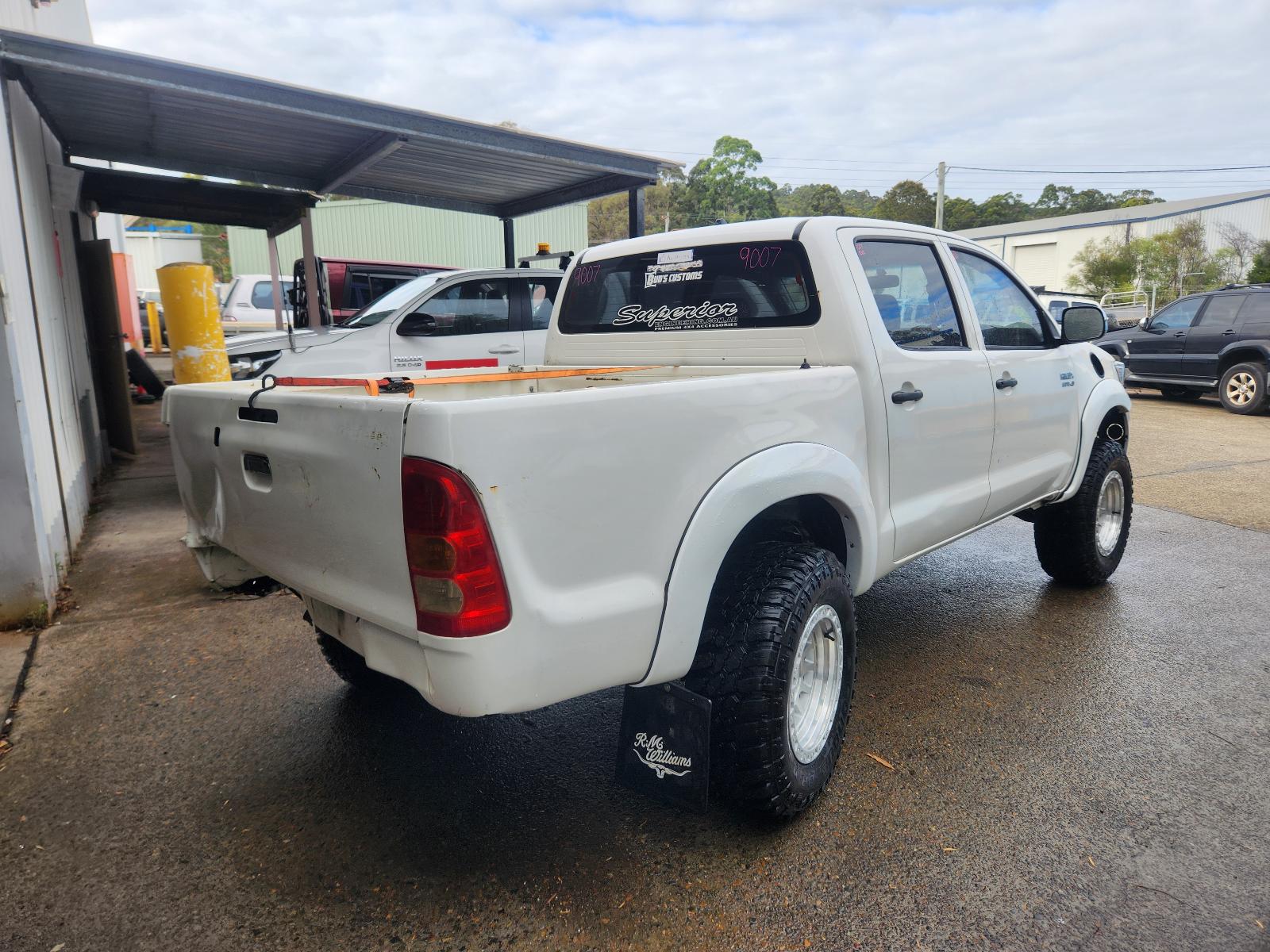 Toyota Hilux 2015 4 Door Utility View Toyota Hilux 2015 4 Door Utility