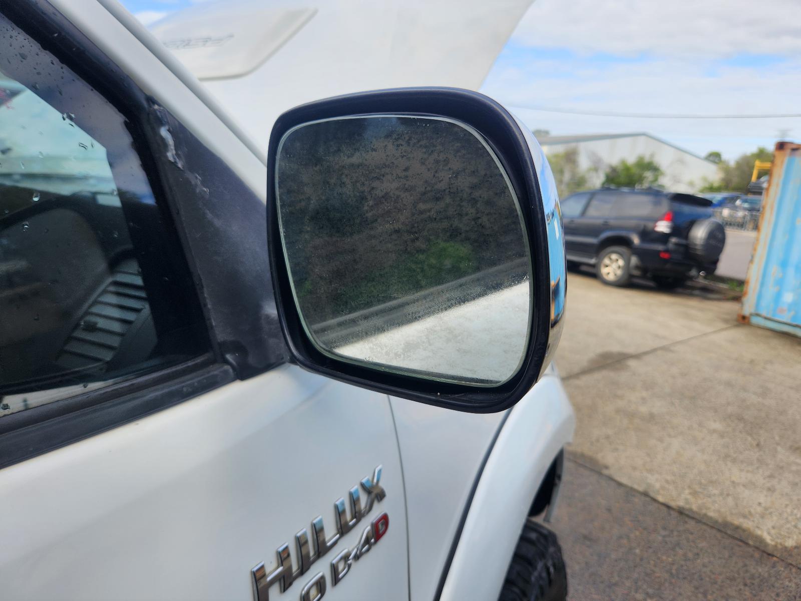 Toyota Hilux 2015 4 Door Utility View Toyota Hilux 2015 4 Door Utility