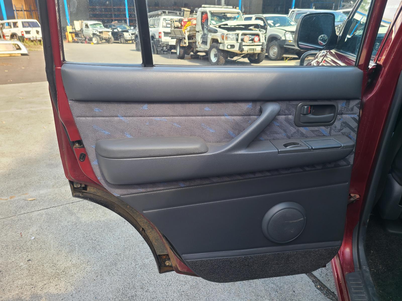 View Toyota Landcruiser 1996 4 Door Station Wagon