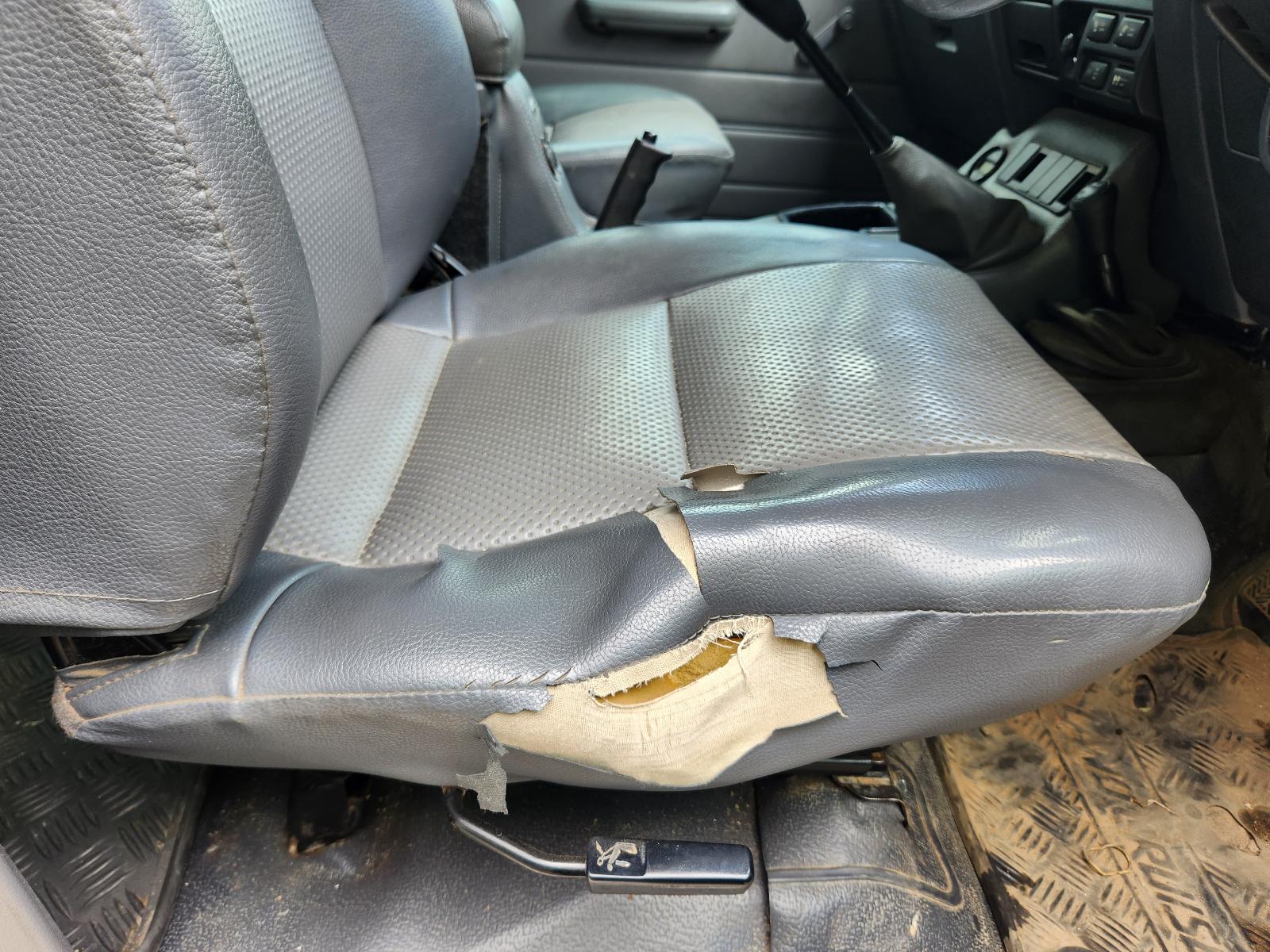 View Toyota Landcruiser 2013 4 Door Pickup