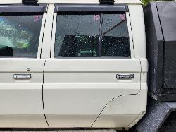 View Toyota Landcruiser 2013 4 Door Pickup