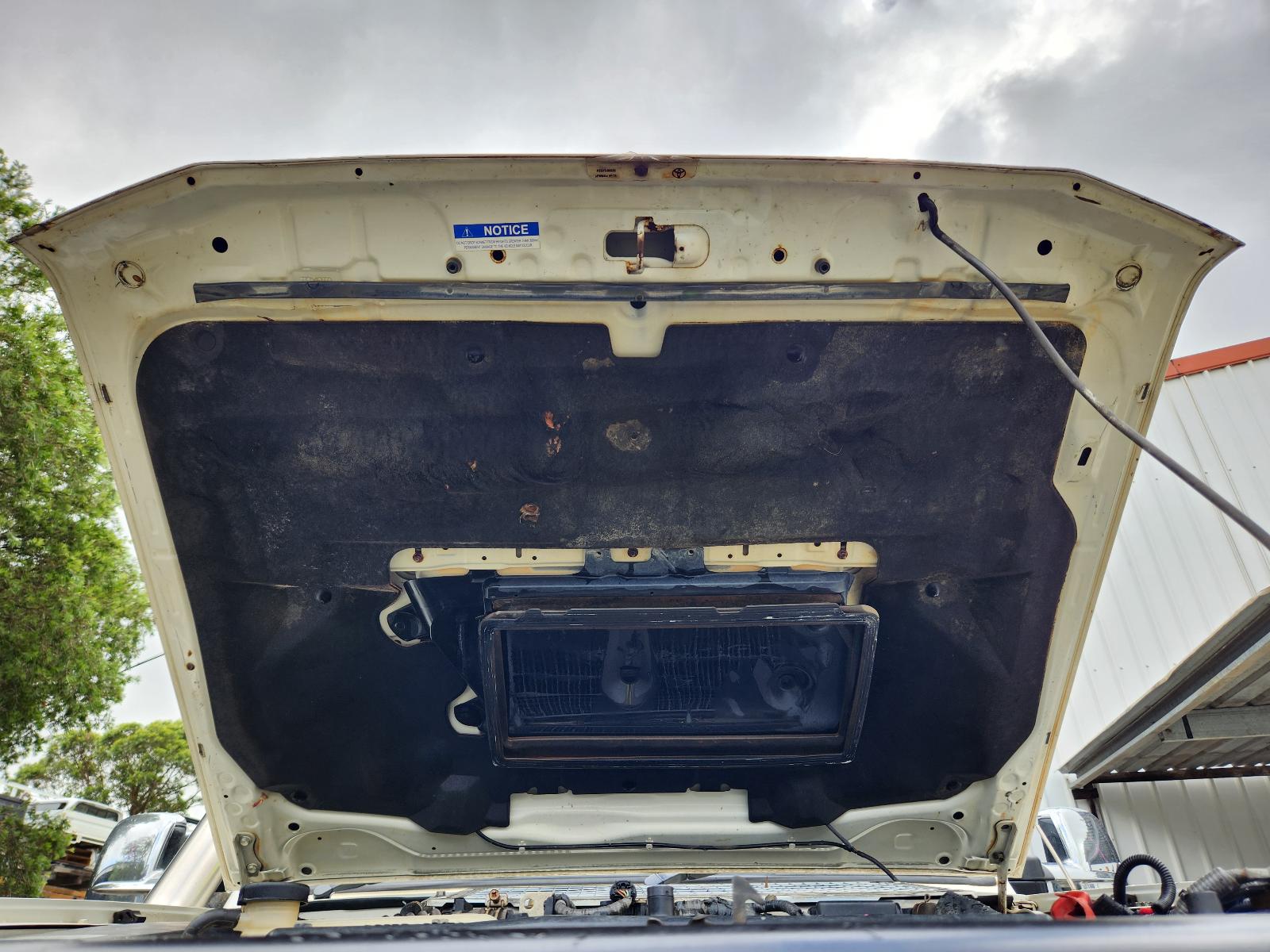 View Toyota Landcruiser 2013 4 Door Pickup