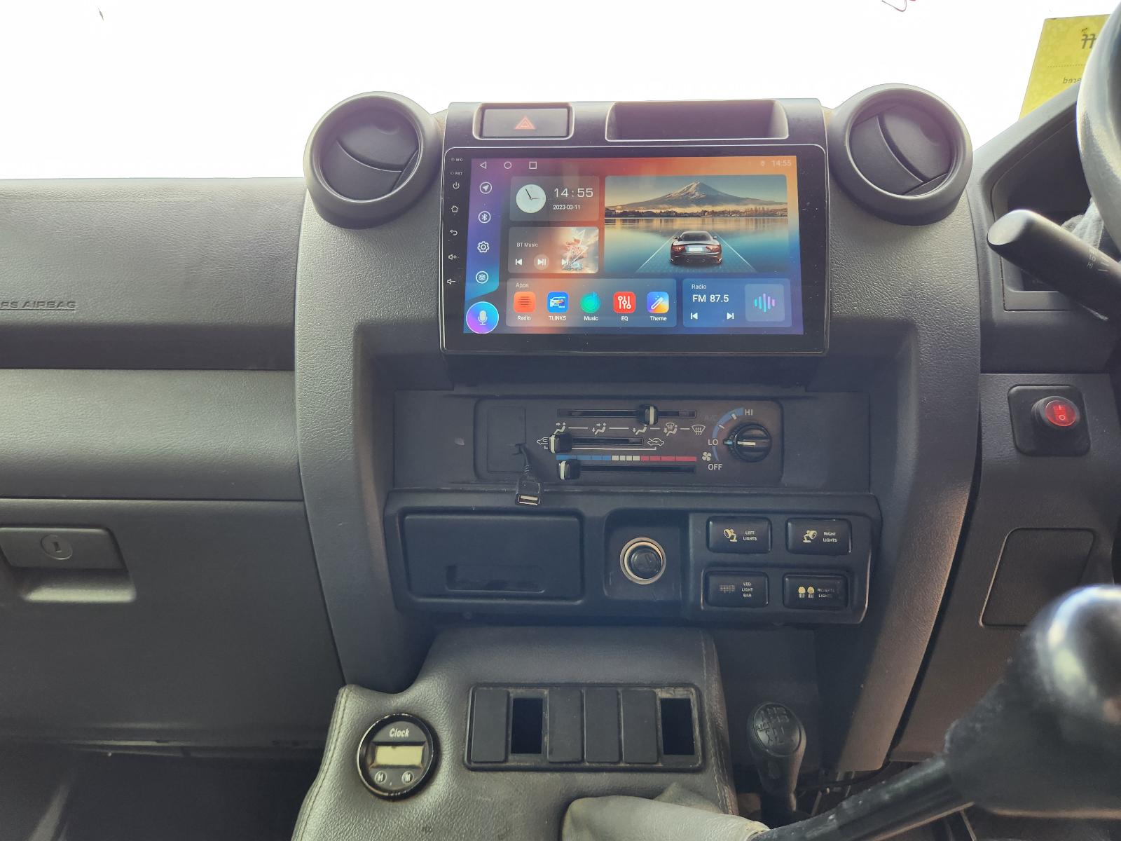 View Toyota Landcruiser 2013 4 Door Pickup