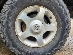 View Toyota Landcruiser 2000 4 Door Station Wagon