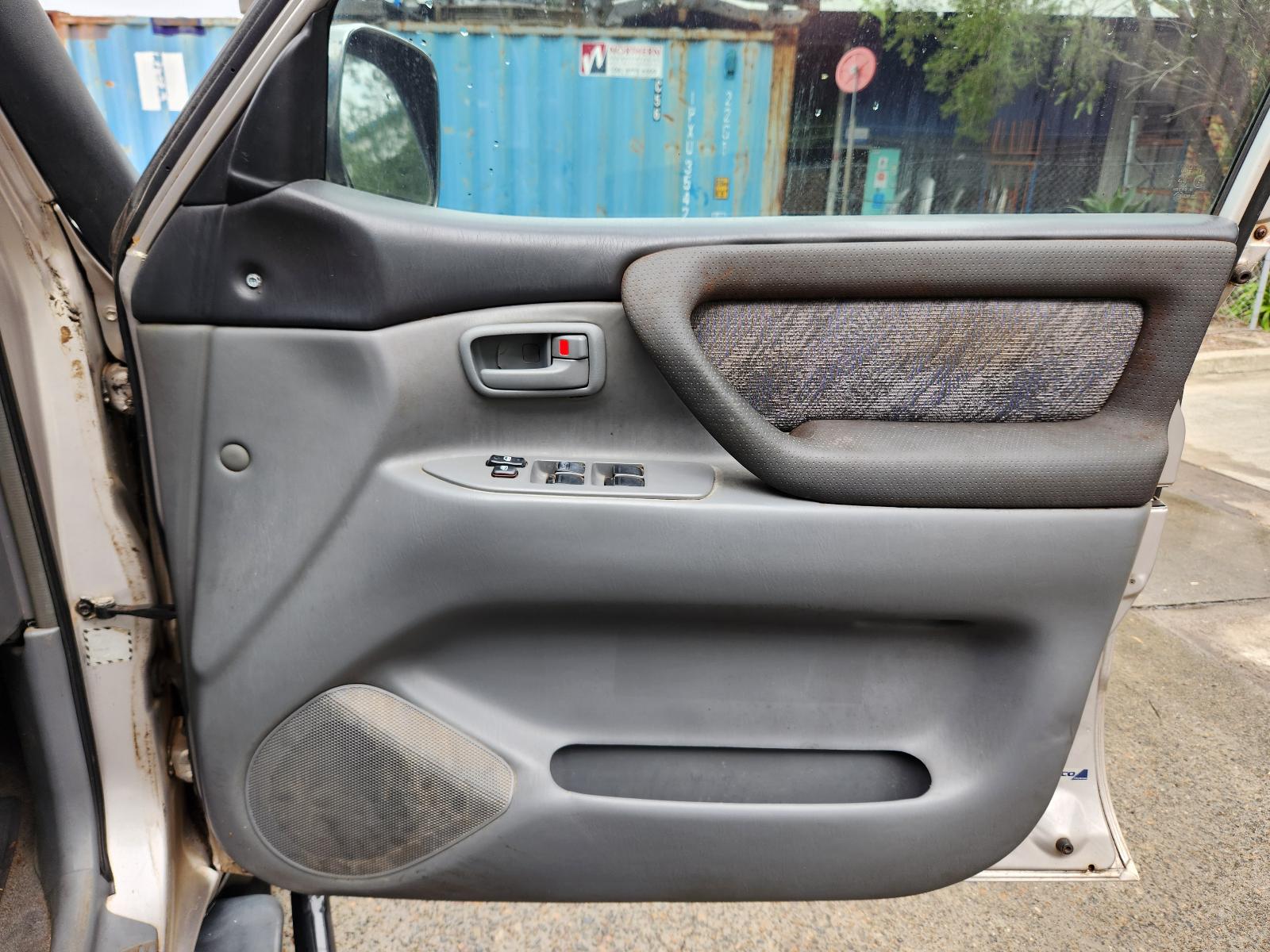 Toyota Landcruiser 2000 4 Door Station Wagon View Toyota Landcruiser 2000 4 Door Station Wagon