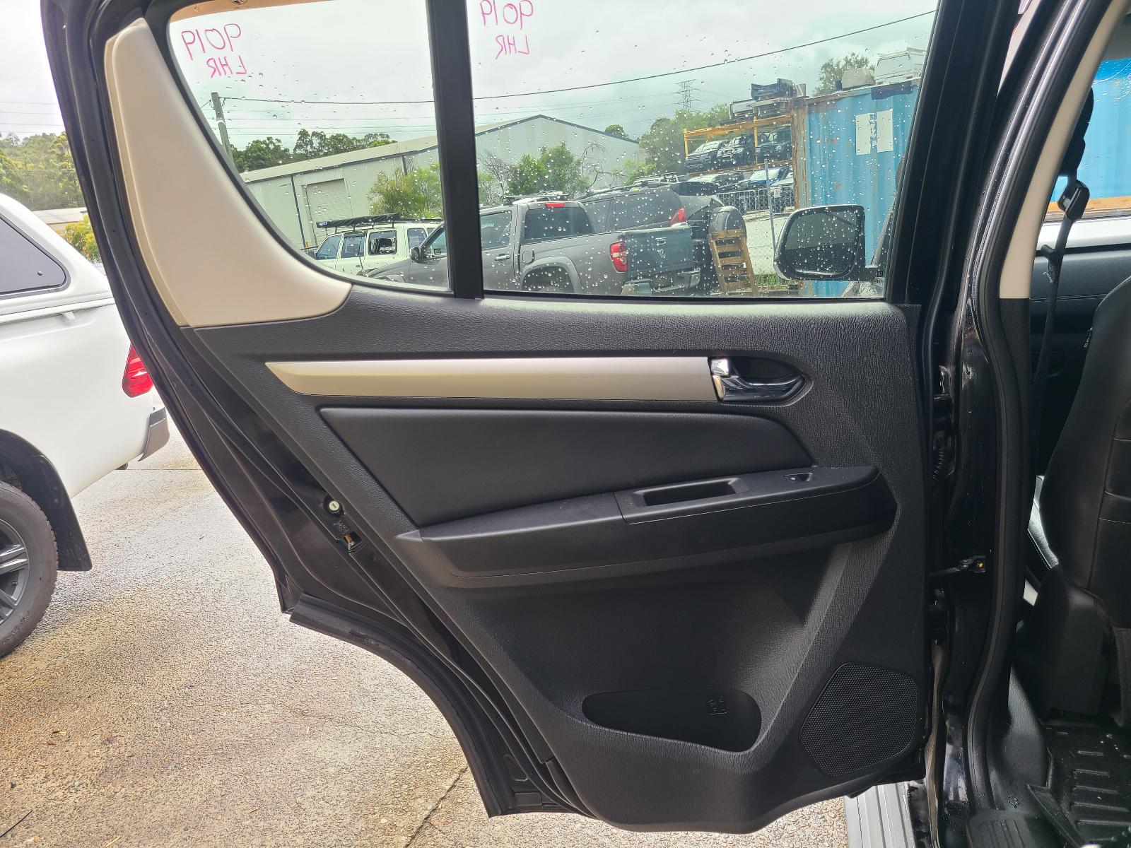 Holden Trailblazer 2019 4 Door Station Wagon View Holden Trailblazer 2019 4 Door Station Wagon