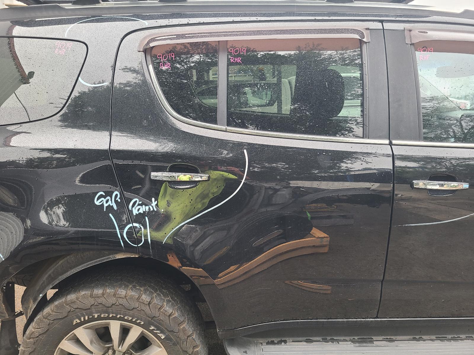 Holden Trailblazer 2019 4 Door Station Wagon View Holden Trailblazer 2019 4 Door Station Wagon