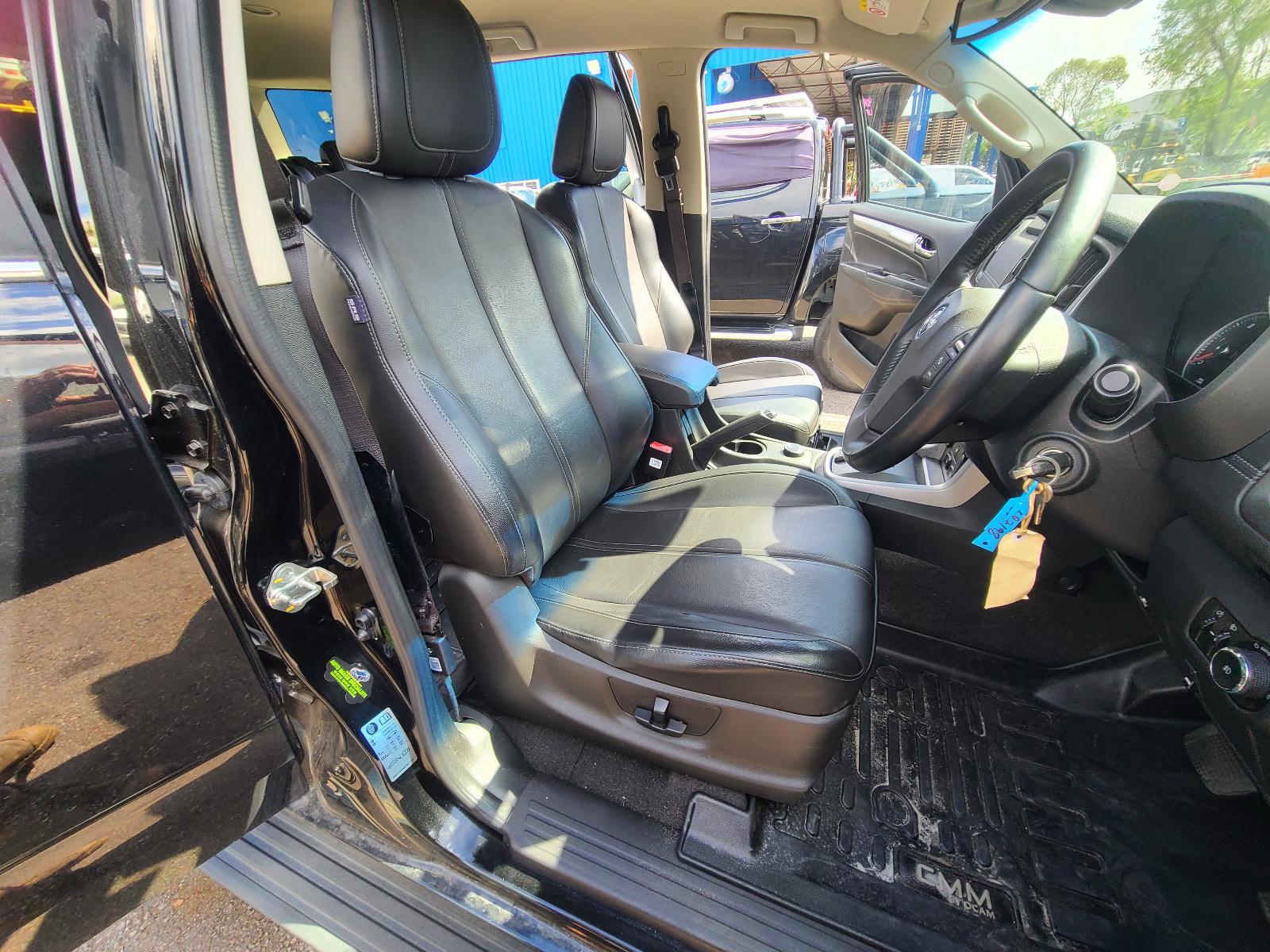 Holden Trailblazer 2019 4 Door Station Wagon View Holden Trailblazer 2019 4 Door Station Wagon