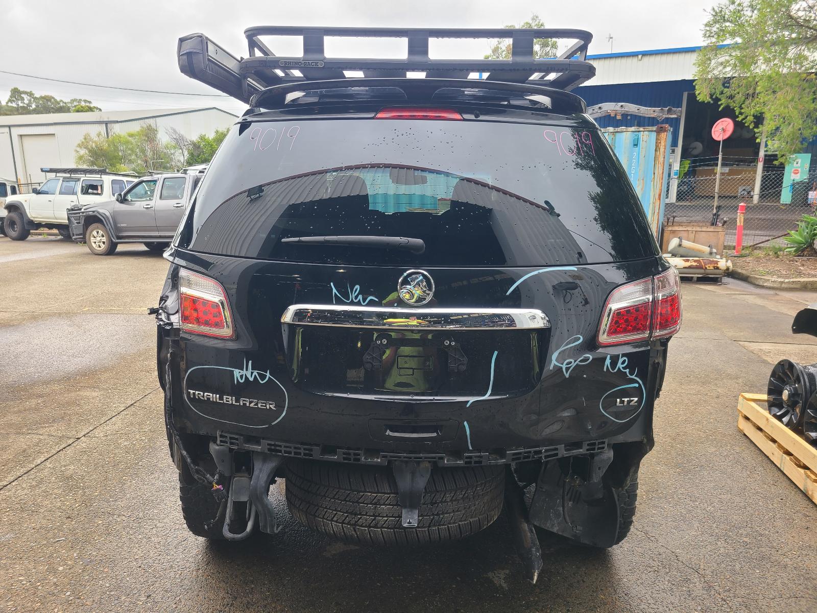 Holden Trailblazer 2019 4 Door Station Wagon View Holden Trailblazer 2019 4 Door Station Wagon