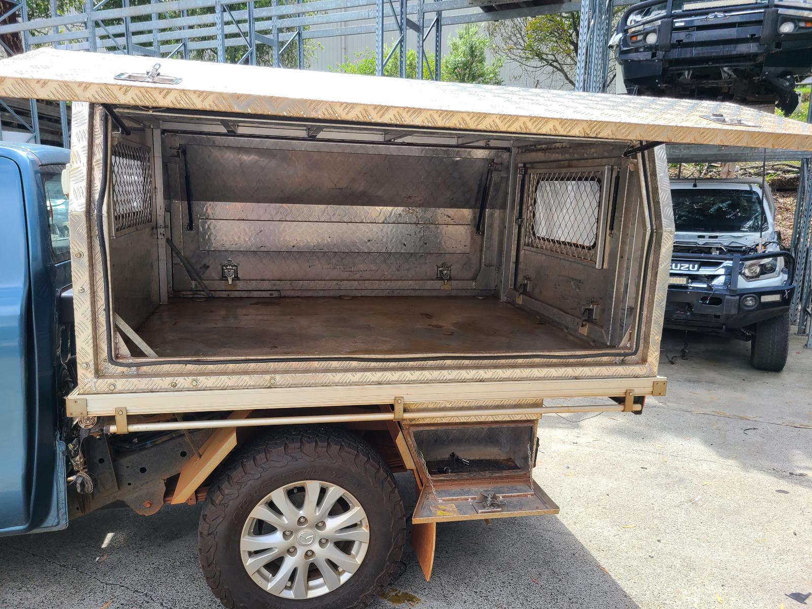 View Mazda Bt50 2015  