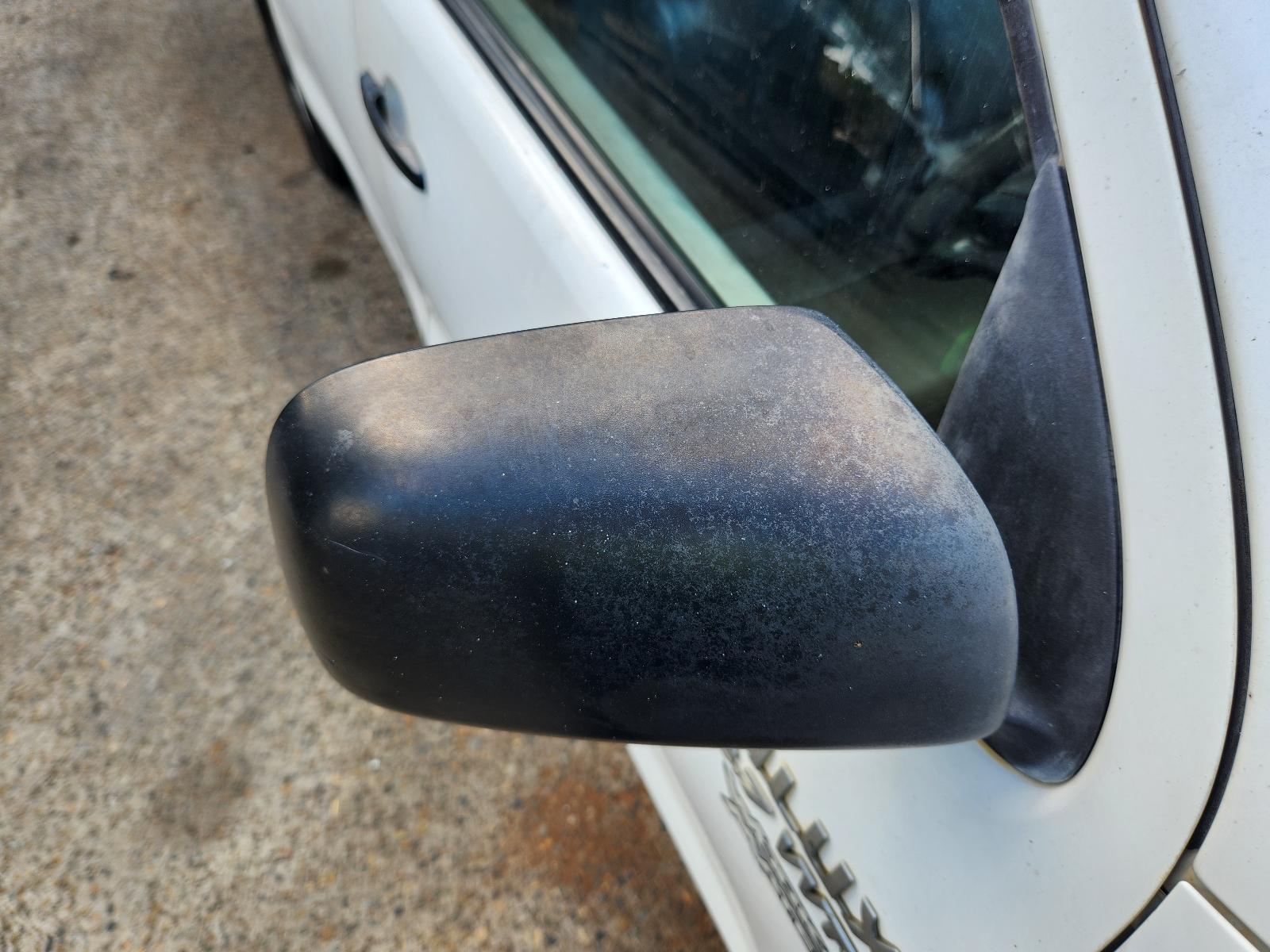 View Toyota Hilux 2006  