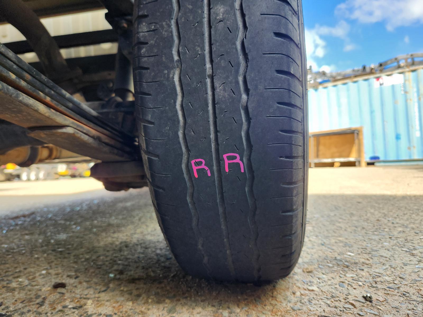 View Toyota Hilux 2006  