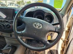 View Toyota Hilux 2006  