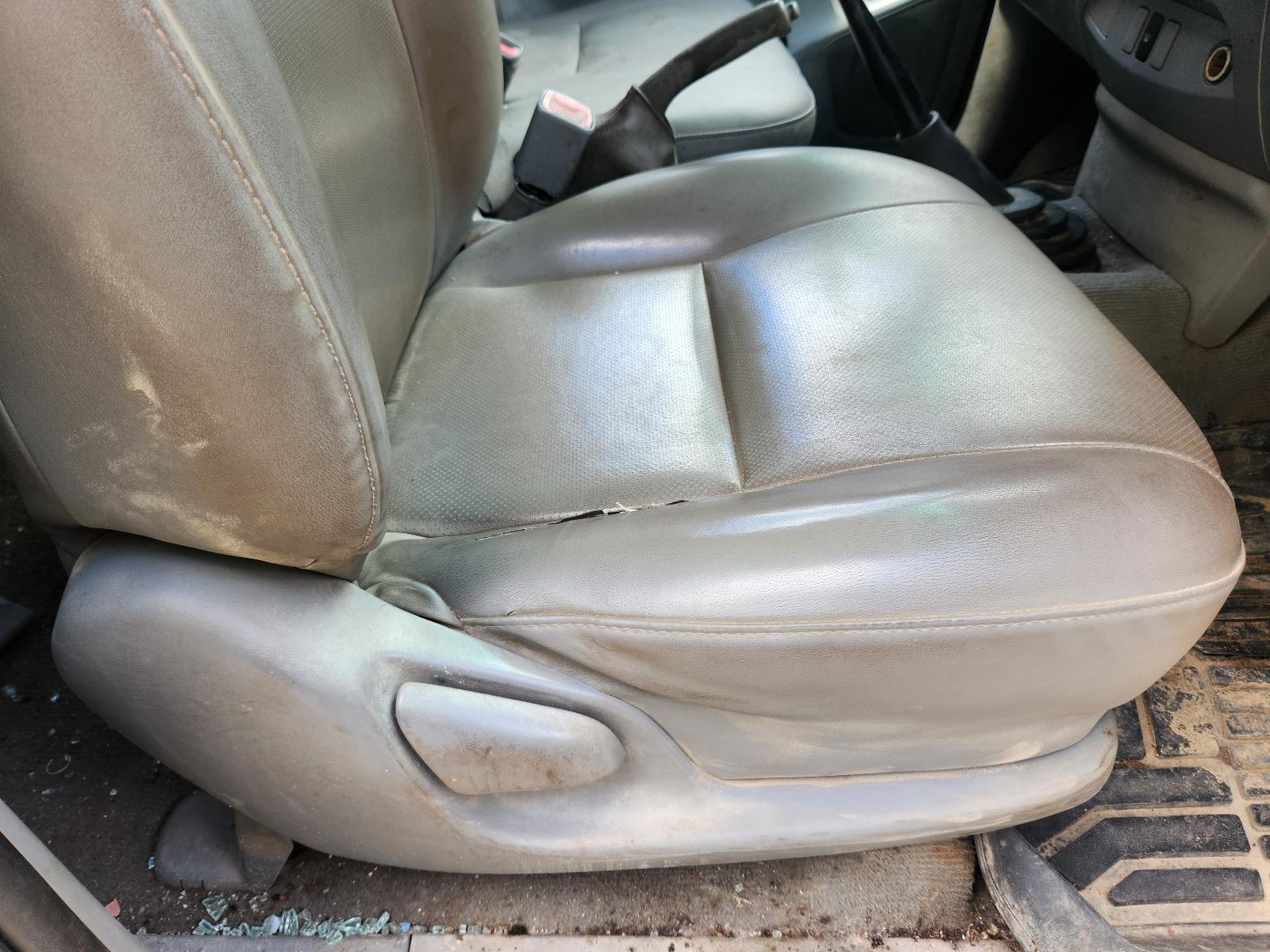 View Toyota Hilux 2006  